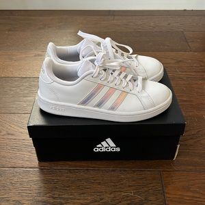 Adidas Grand Court women’s white leather sneakers